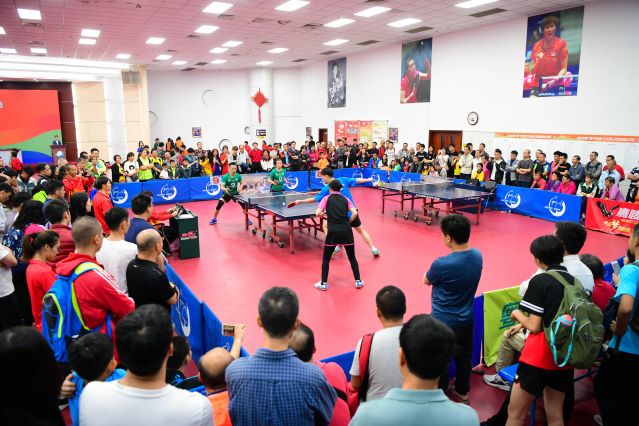 轮为他提供 轮为他提供