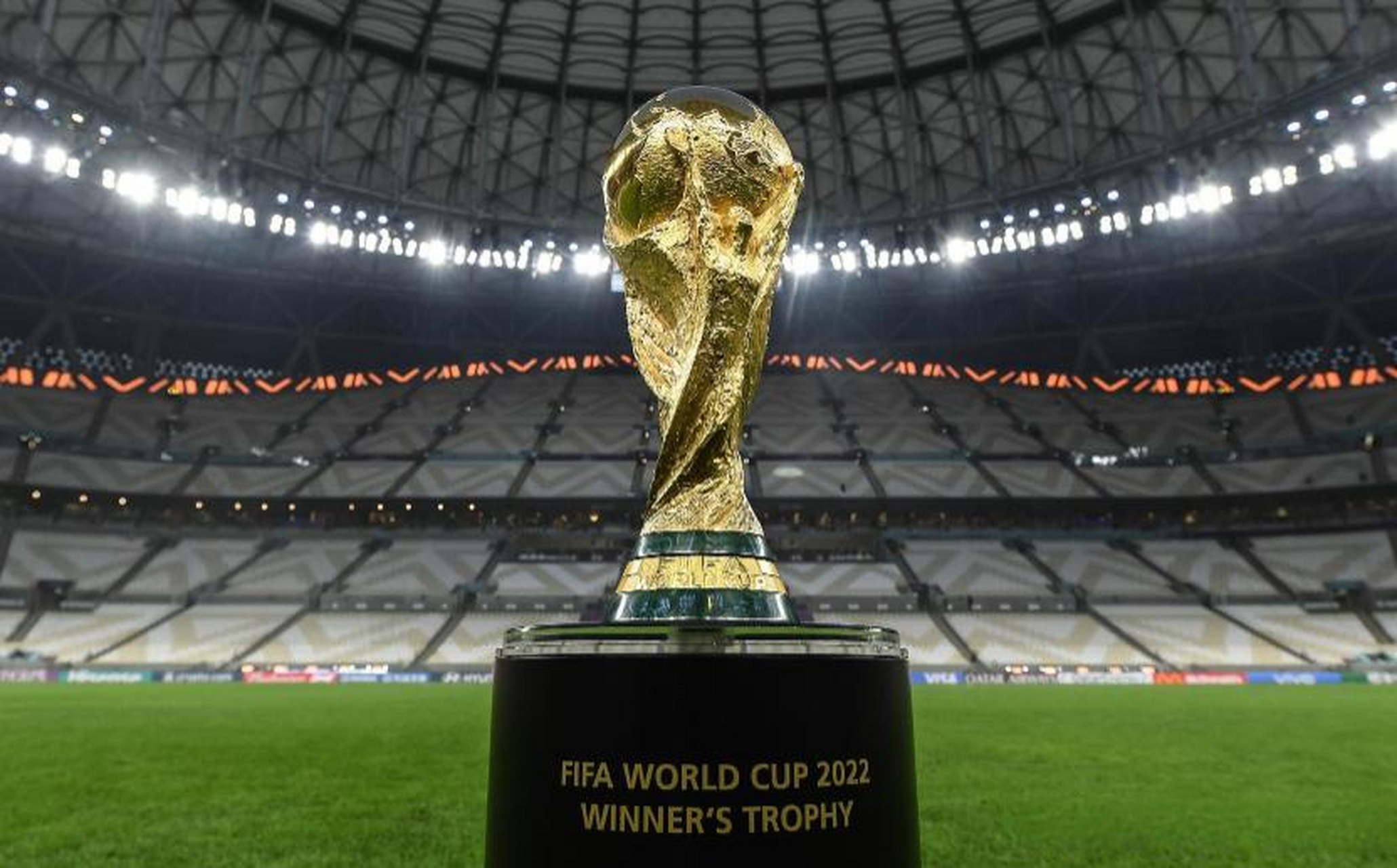 男足的表现 男足的表现