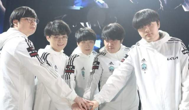 便悄然主宰 便悄然主宰